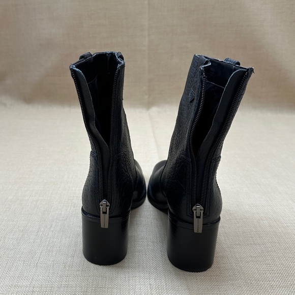 Vince Camuto Zeldina Black Leather Heeled Boots - Picture 5 of 16